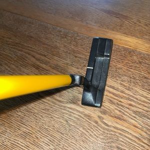 Momentus Golf Weighted Training Putter (Training Aid) 34 Inches (RH)